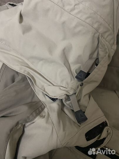 Куртка спортивная женская