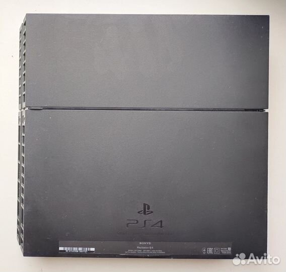 Sony PS4, 50+ игр, 2 геймпада
