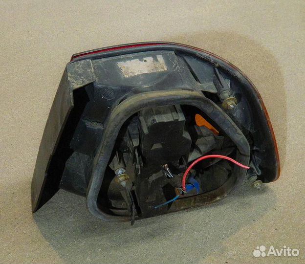 Фонарь левый VW Polo 3