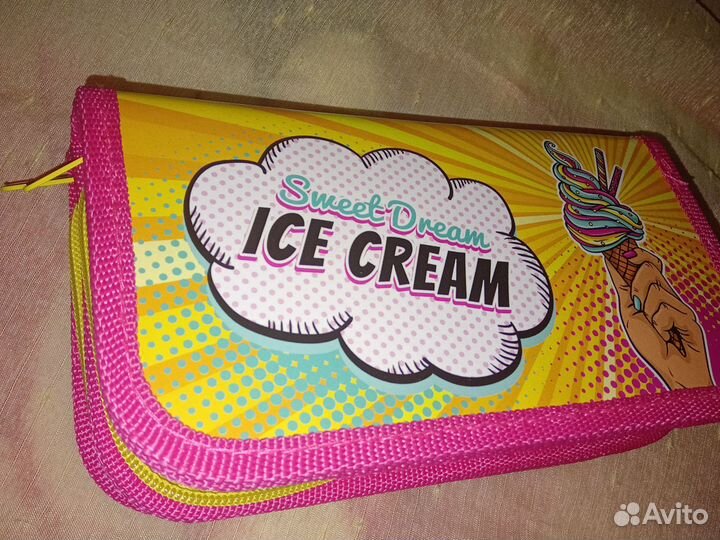 Пенал школьный