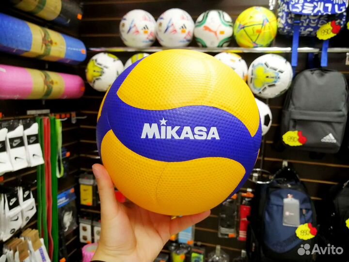 Волейбольный мяч
