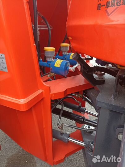 Фронтальный погрузчик Redstar 2300GT, 2023