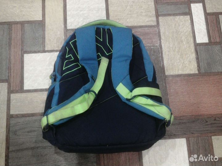Школьный рюкзак