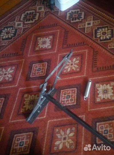 Штанга для дивана