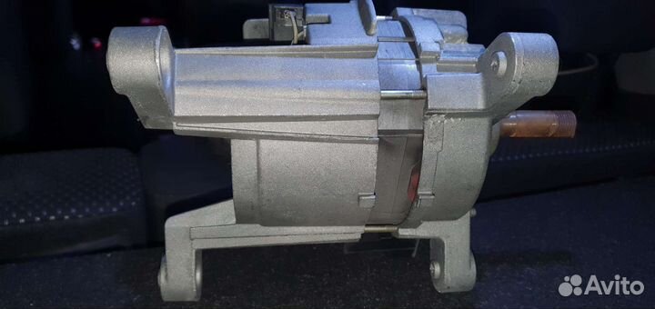 Электродвигатель 220в