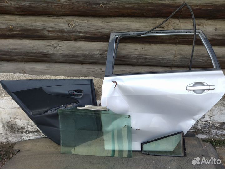 Дверь задняя левая Тойота Королла Филдер 141