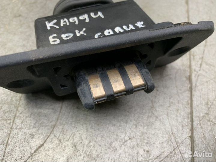 Концевик сдвижной двери Volkswagen Caddy 3 1.9 BLS