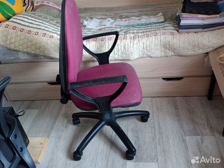 Компьютерное кресло