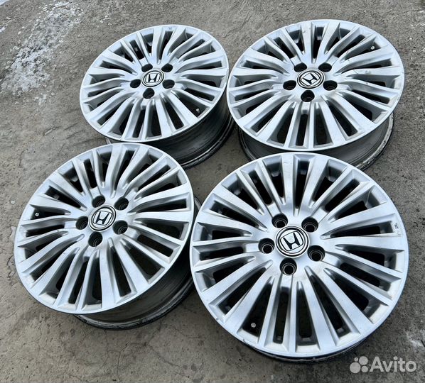 Японские литые диски Honda R17 5x114.3