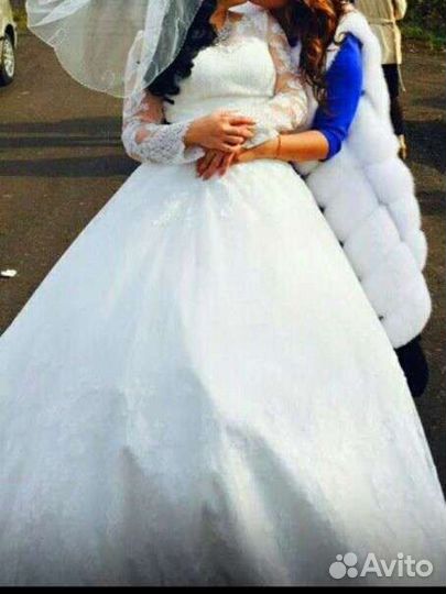 Свадебное платье