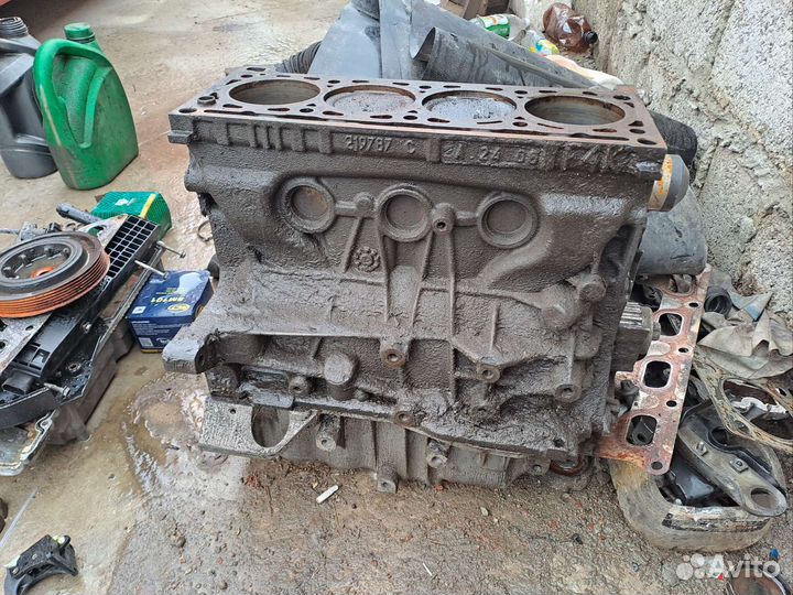 Двигатель Renault laguna 16v