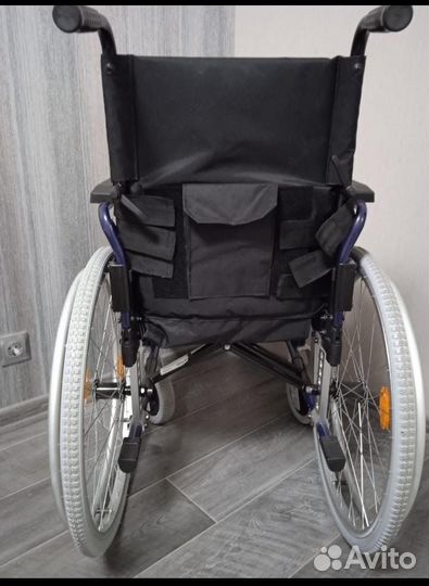 Инвалидное кресло