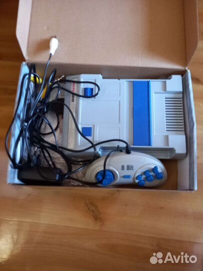 Игровая приставка