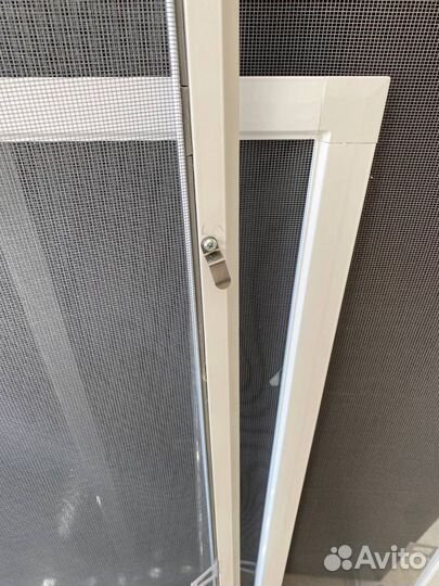 Москитные сетки на окна готовые