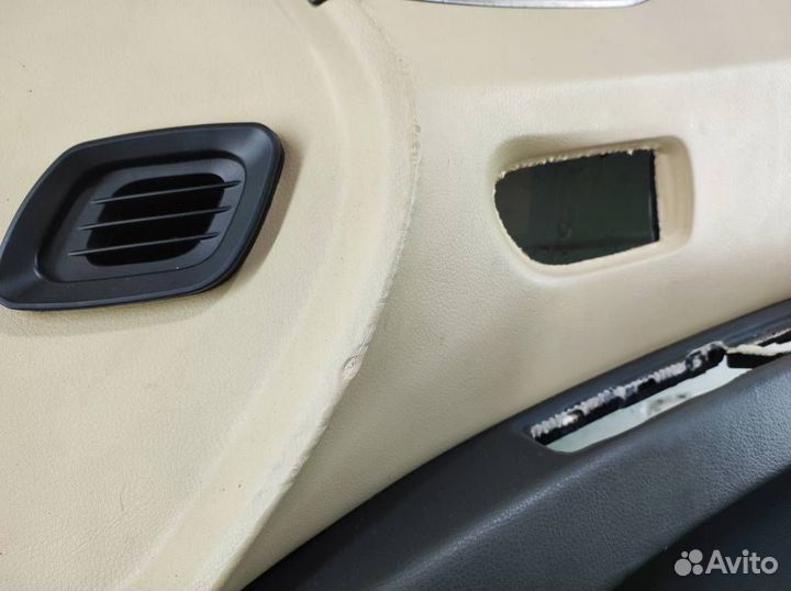 Обшивка двери передней правой Subaru Tribeca WX 2