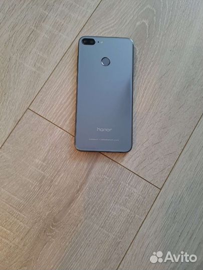 Honor 9 lite