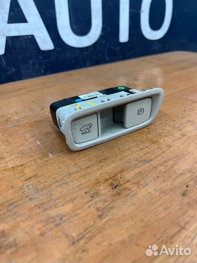 Кнопка открывания багажника Genesis Gv80 1 G6DS