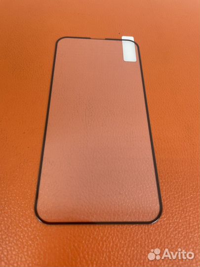 Защитное стекло iPhone 13 pro
