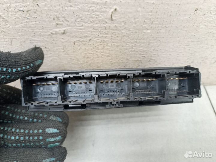 Блок управления центральным замком 1349033