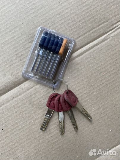 Дверь входная металлическая