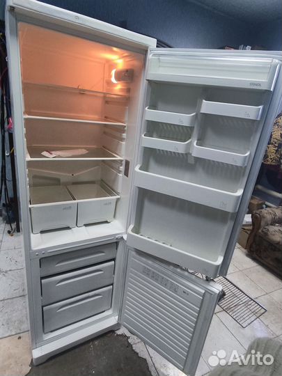 Холодильник Стинол