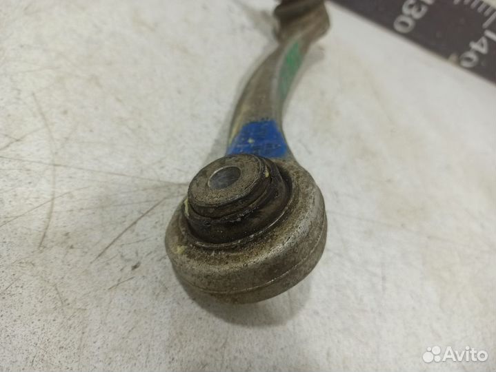 Рычаг задний верхний левый 33326795047