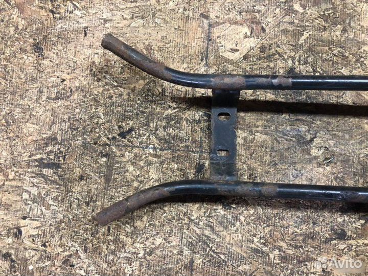 Направляющая тросов ручника Bmw E90