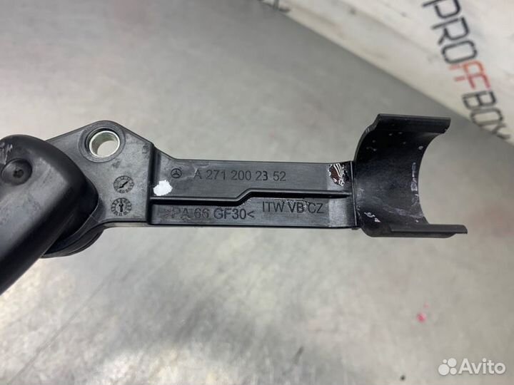 Патрубок Mercedes C-Class W204 M271 1.8TI 2010