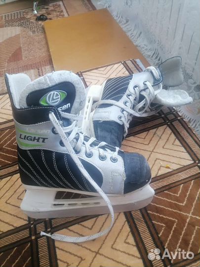 Коньки хоккейные 33 размер