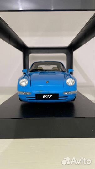 Porsche 911 Carrera 993 Autoart 1:18
