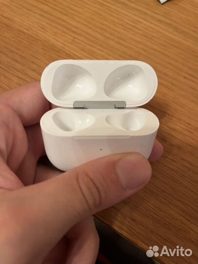 Зарядный кейс для airpods 3