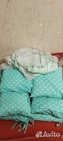 Бортики в детскую кроватку и балдахин