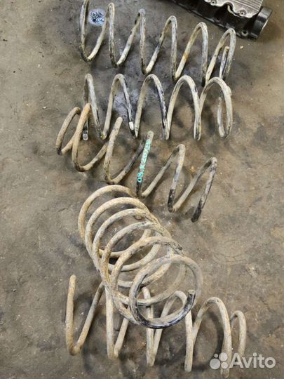 Передние пружины Опель Омега Б 2,0 и 2,5