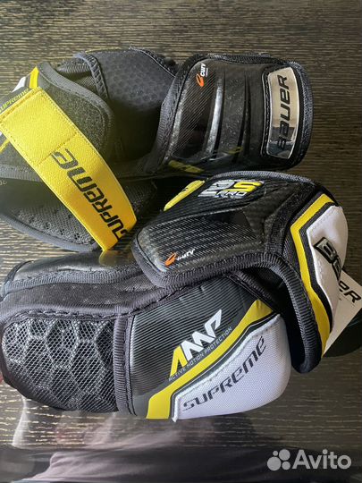 Налокотники хоккейные sr