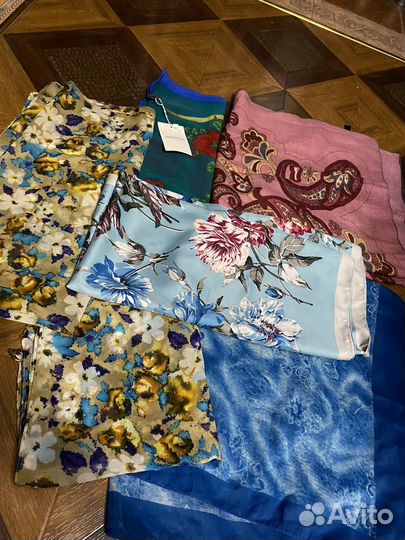 Платки все всесте по этой цене