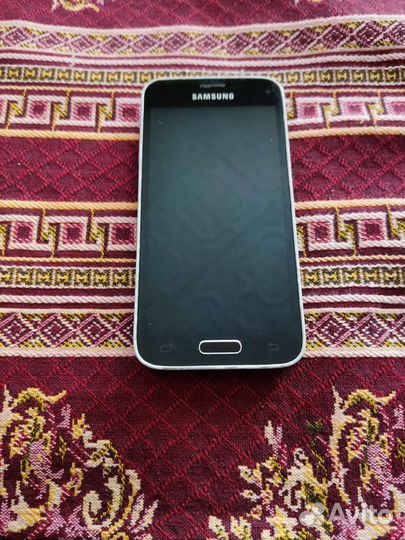Телефон Samsung s5 mini