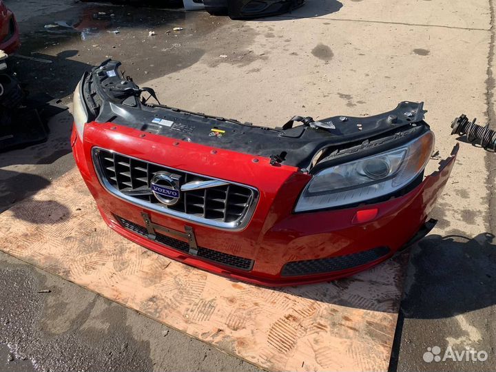 Передняя часть Volvo V70 S80 ксенон Вольво S80 V70