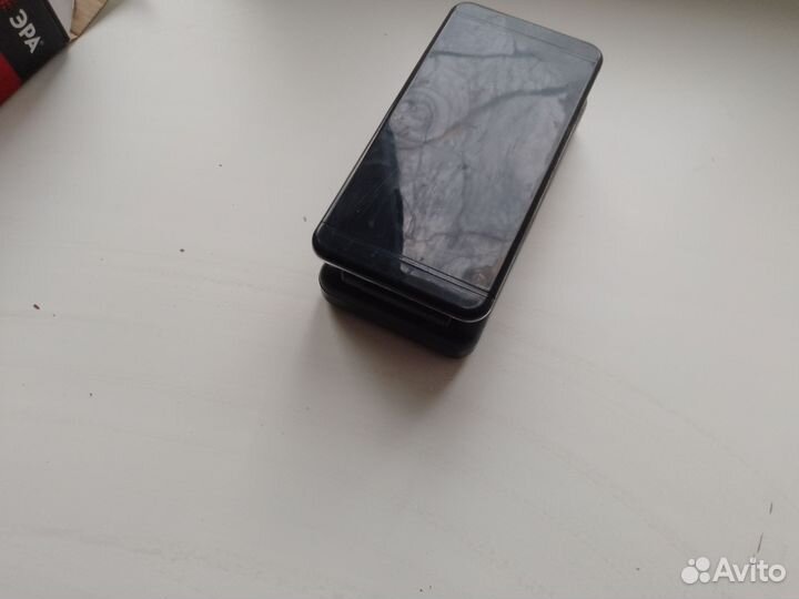 Настольная лампа