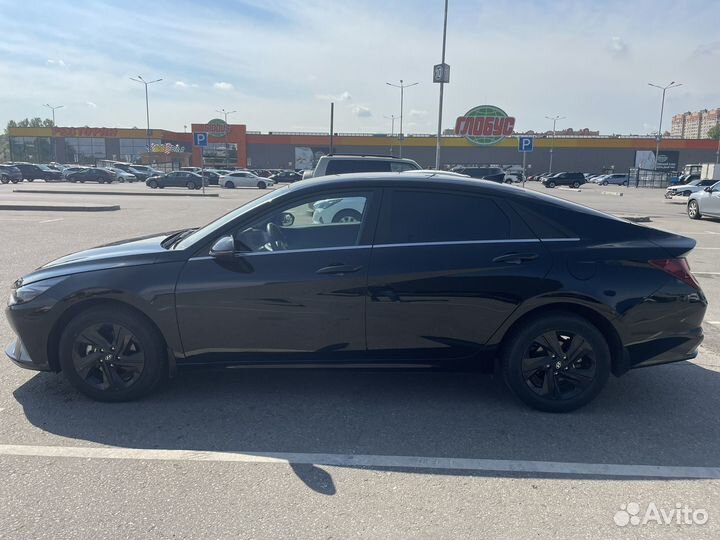 Hyundai Elantra, 2021