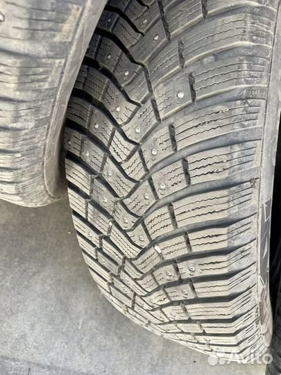 Continental IceContact 3 215/65 R16