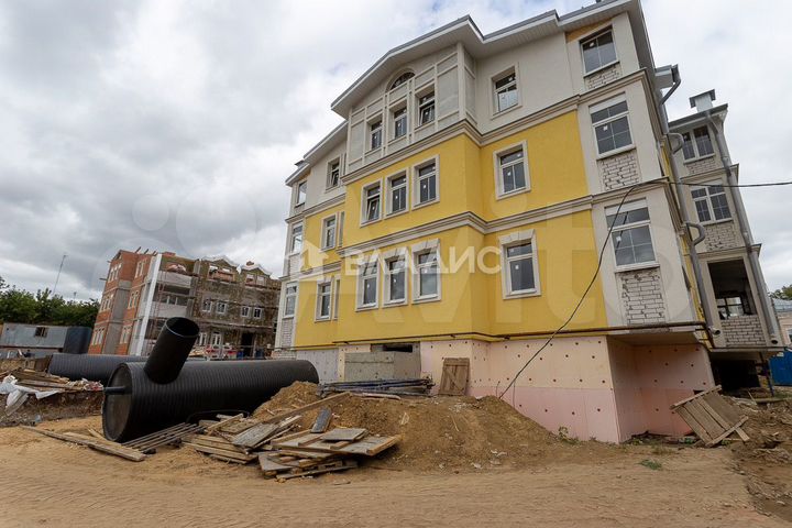 2-к. квартира, 86 м², 1/3 эт.