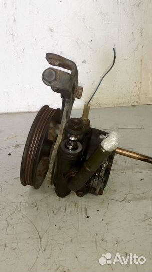 Насос гур на Мазда Демио