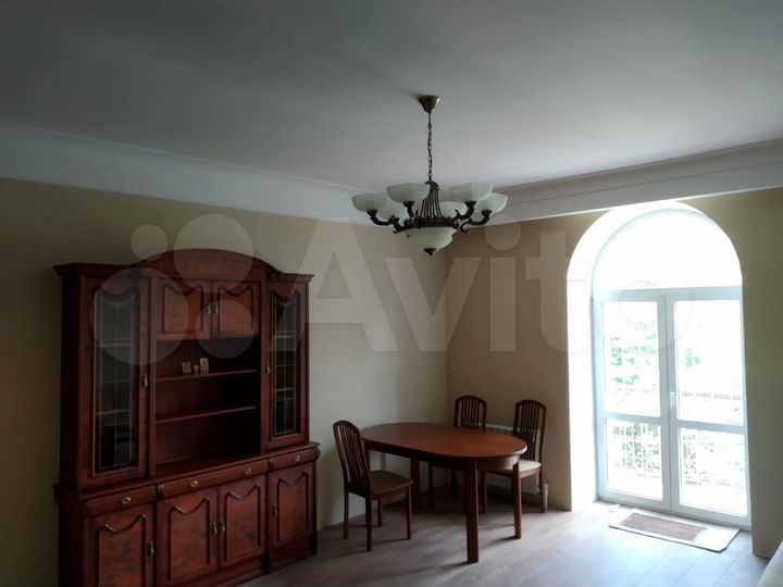 4-к. квартира, 97,5 м², 3/3 эт.