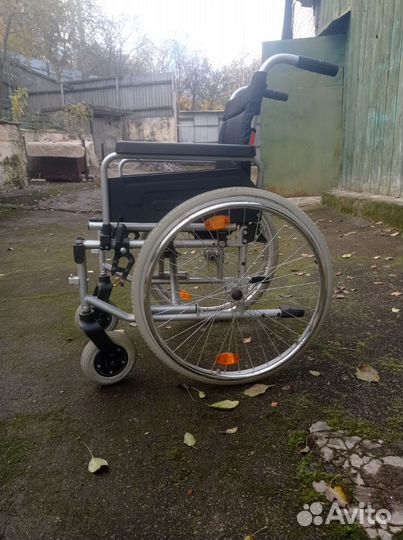 Коляска инвалидная