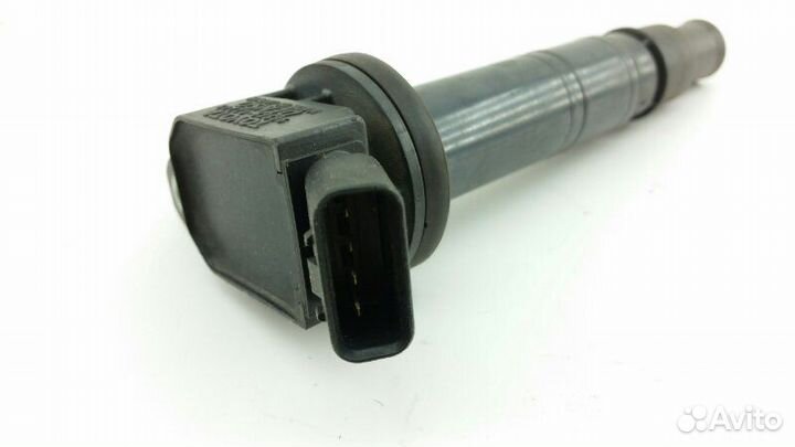 Катушка зажигания Toyota Voxy AZR60 1azfse 2003