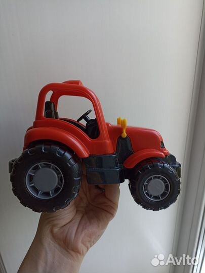 Детский трактор