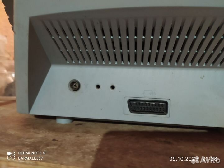 Телевизоры на запчасти