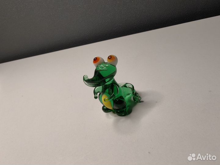 Стеклянный крокодил