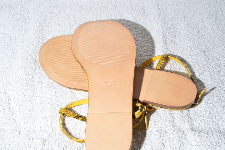 Босоножки Mango