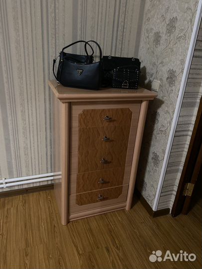 Продам спальный гарнитур бу